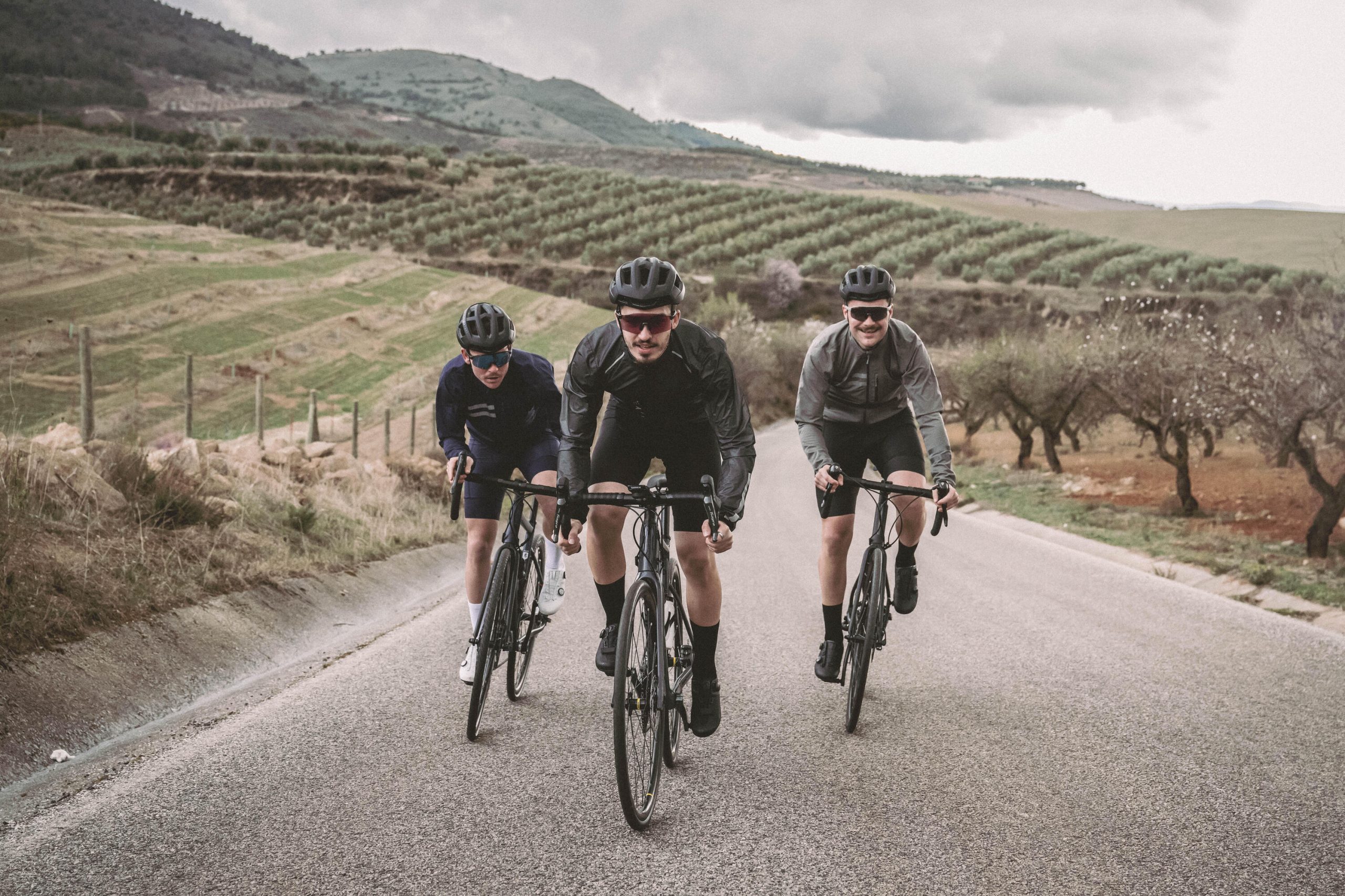 Van Rysel Men's Ultralight Waterproof Cycling Jacket - Image 11