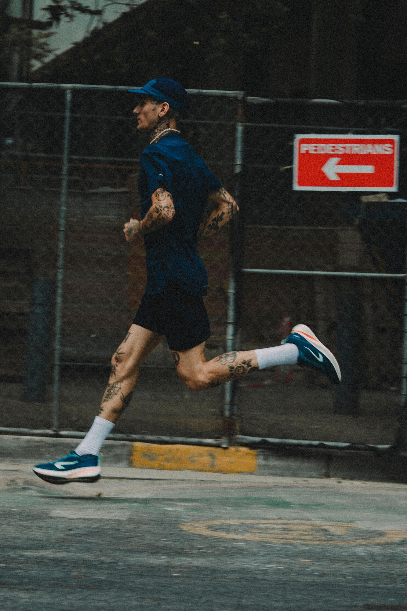 Kiprun Men's Run 500 Breathable Dry+ Running Shorts - Image 18