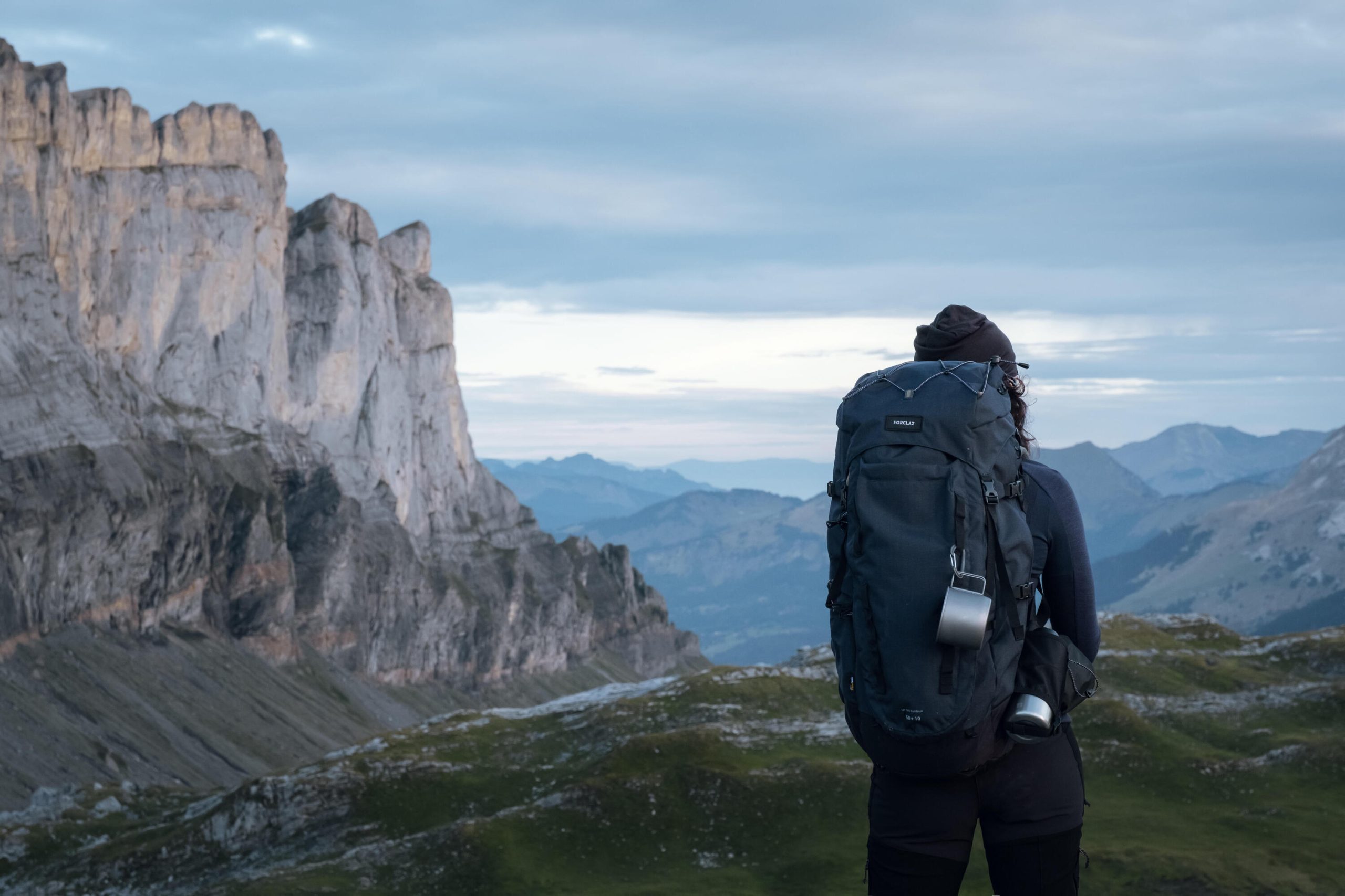 Simond Women's MT900 Symbium2 50+10 L Backpacking Pack - Image 12