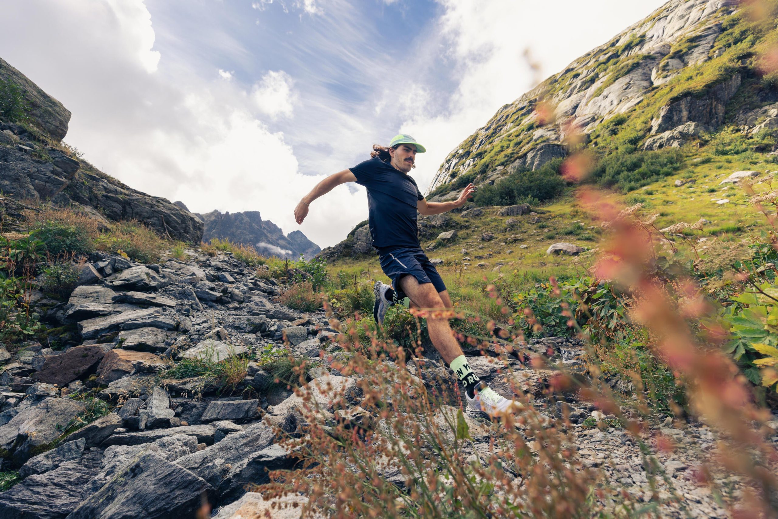 Kiprun Ultra-Light 5-Panel Running Cap - Image 37